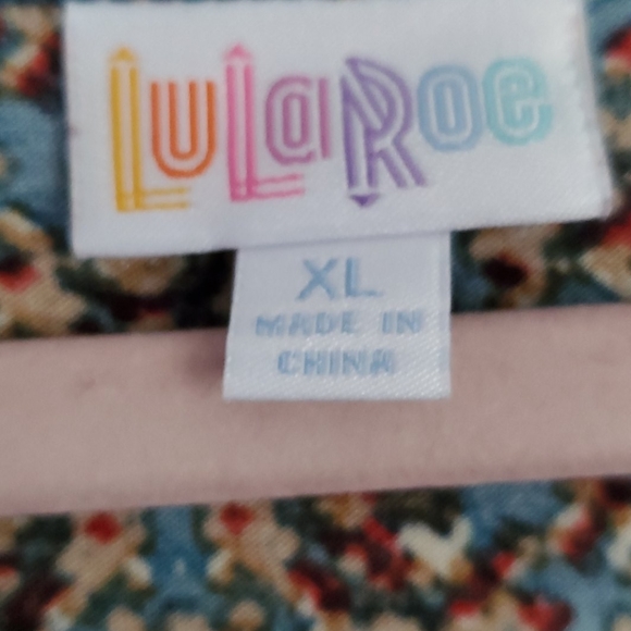 Lularoe - Picture 3 of 3